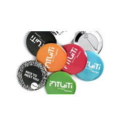 Badge rond à épingle 56 mm personnalisé | Pin's Personnalisé